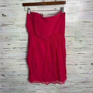 Mya Strapless Draped Tulip Dress in Red Raspberry
ALICE + OLIVIA size 10 NWT